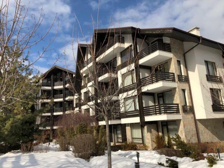 Aspen Suites In Aspen Ski And Spa Resort Razlog Exterior foto